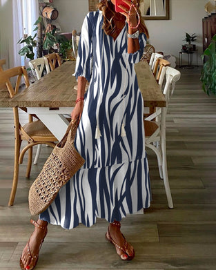 Printet kjole med v-hals