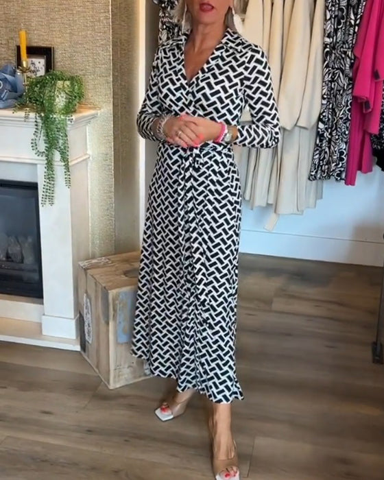 Kjoler med slankefunksjoner og trykk