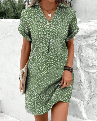 Blomstret elegant kjole med V-hals