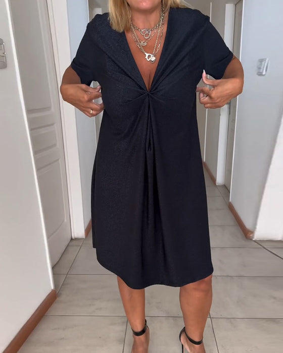 V-hals vri kortermet kjole