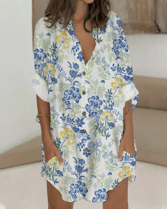 Kneppet kjole med lange ermer og lomme