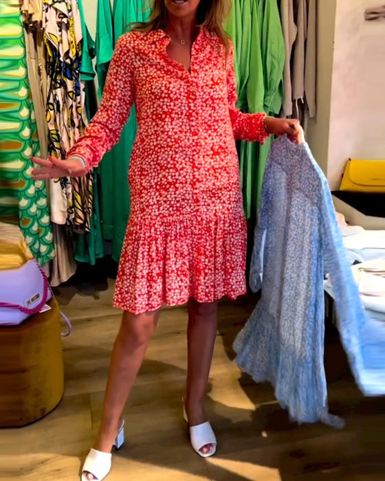 V-hals kjole med blomstertrykk