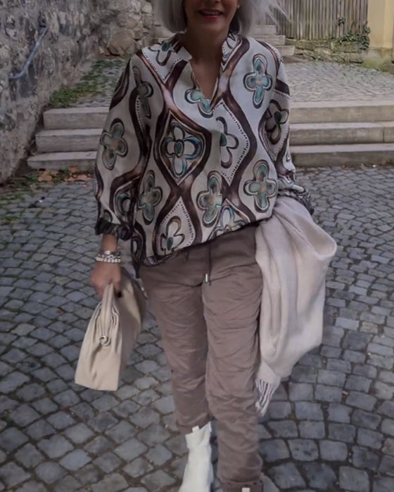Bluse med retrostil og lange ermer