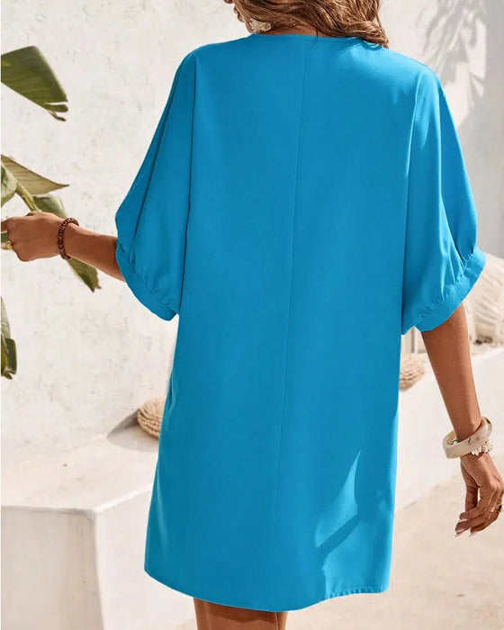 Uformell, ensfarget, rett kjole