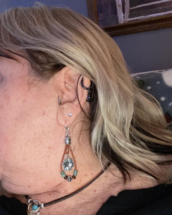 Boho lær tau blomst enkle øredobber