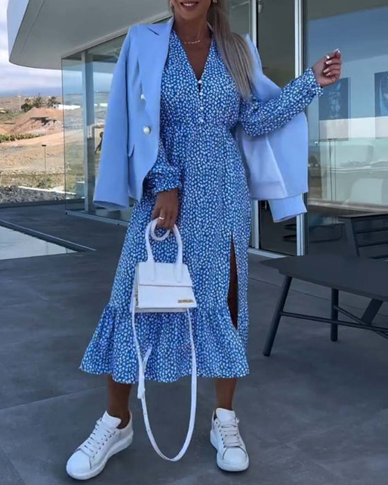 Blomstret patchworkkjole med V-hals