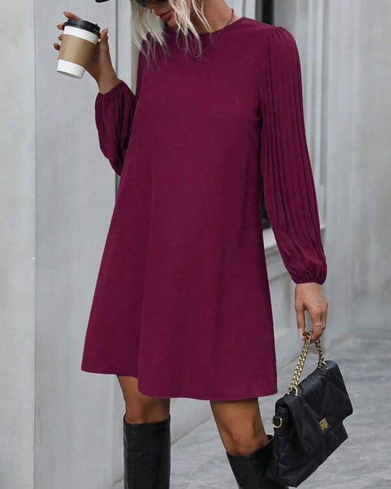 Kjole med elegant stil og solid farge
