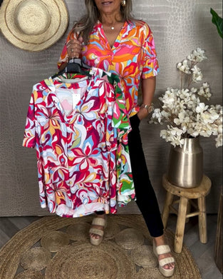 T-skjorte med V-hals og korte ermer