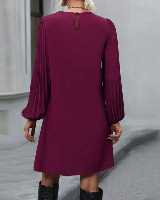 Kjole med elegant stil og solid farge