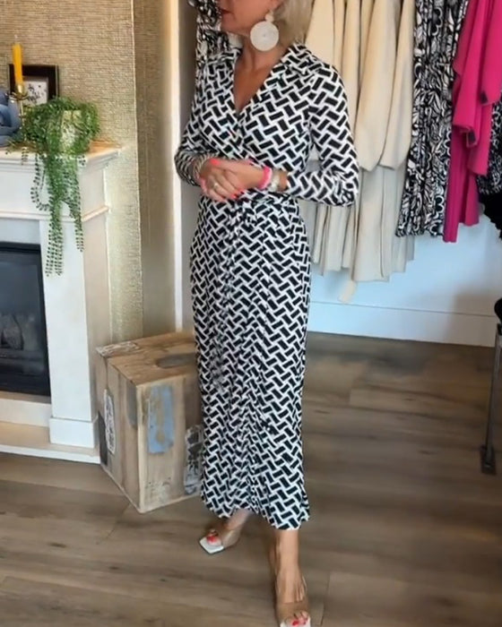 Kjoler med slankefunksjoner og trykk