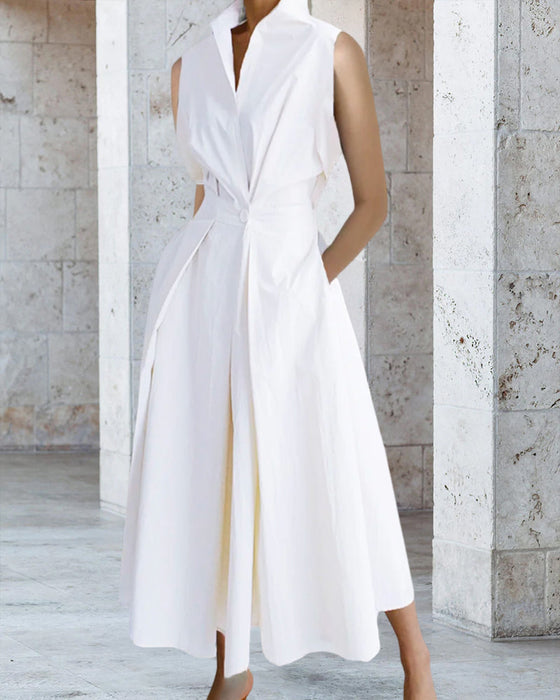 Ermeløs motekjole med stativ krage