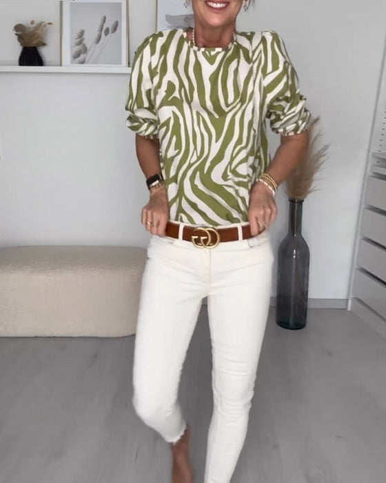 Bluse med rund hals med sebratrykk