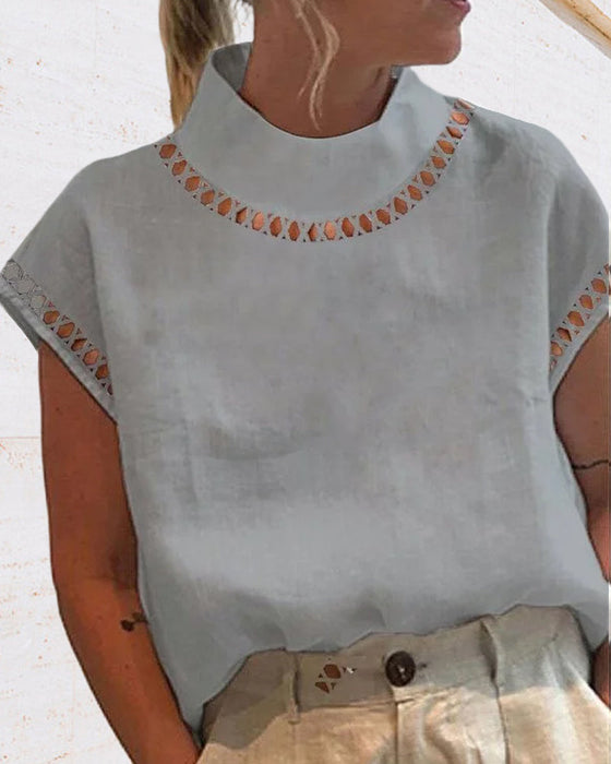 Ensfarget skjorte med blonder med krage