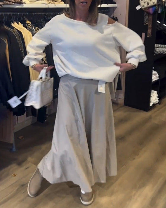 Enkel genser med kalde skuldre