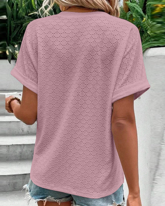 Uformell bluse med v-hals i ensfarget med knapp