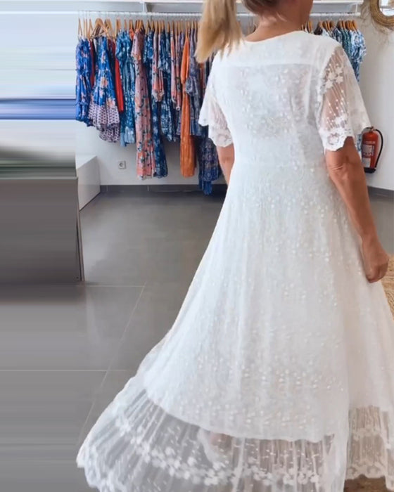 Floy kjole med dyp V og knapper