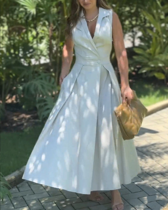 Elegant ensfarget kjole uten ermeslag