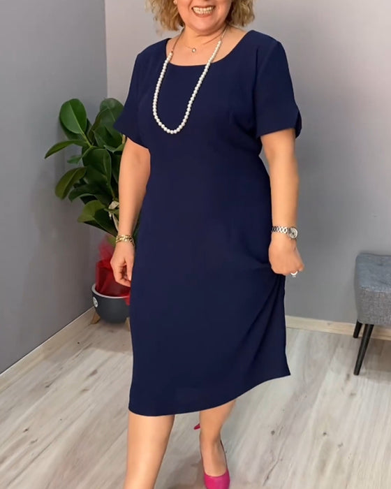 Ensfarget kortermet elegant kjole