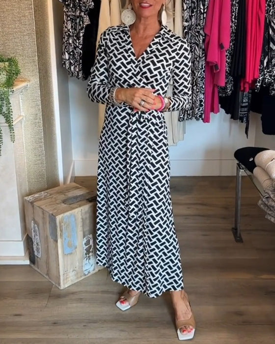 Kjoler med slankefunksjoner og trykk