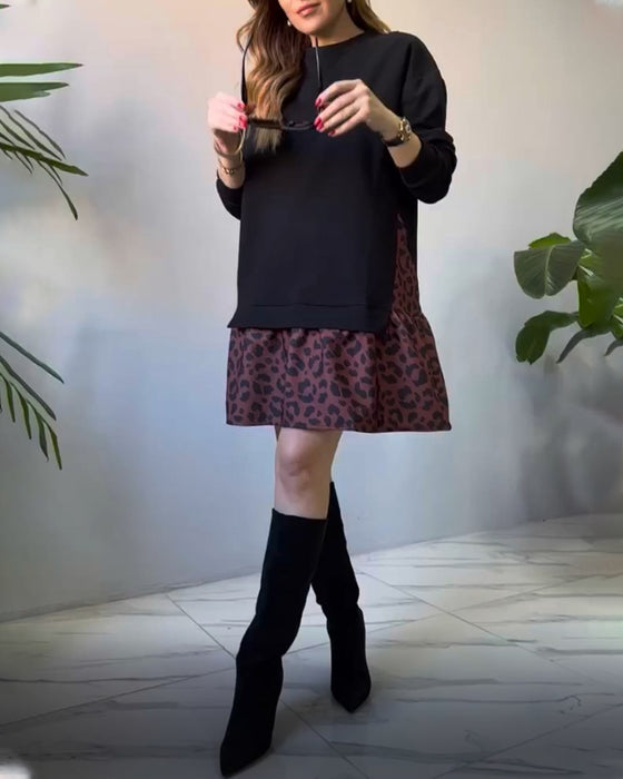 Uformell kjole med patchwork leopardmønster