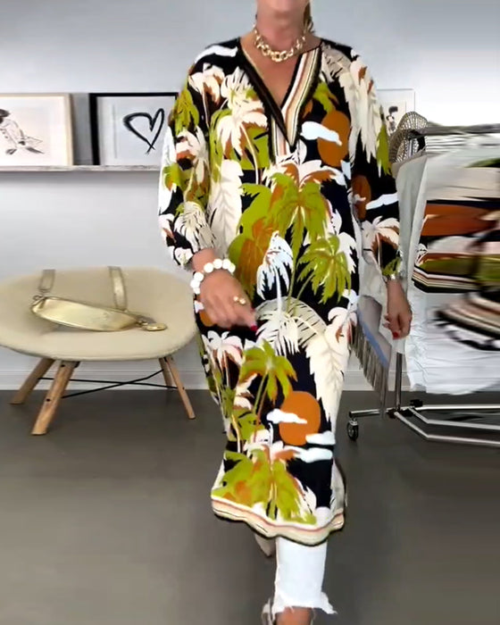 Kjole med V-hals og kokosnøttmønster