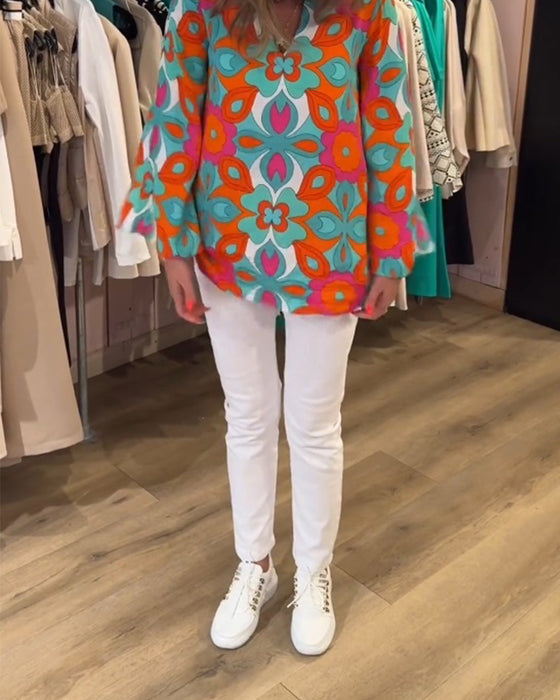 Bluse med løse, allsidige stiler og trykk