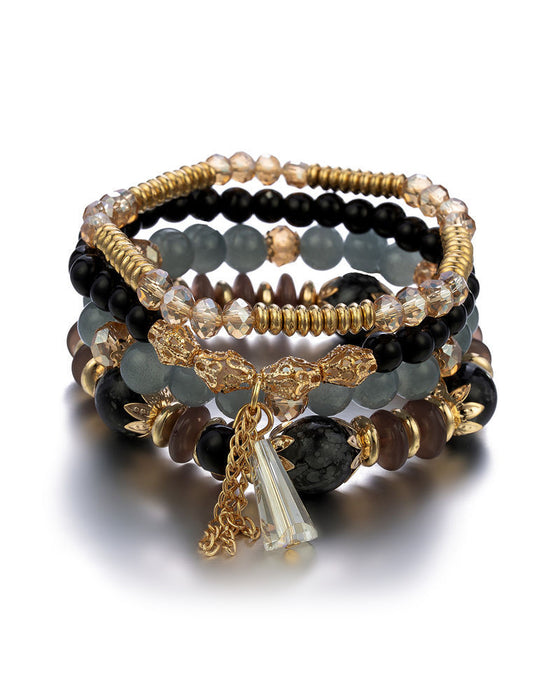 Flerlags perlearmbånd med frynser i bohemisk-stil